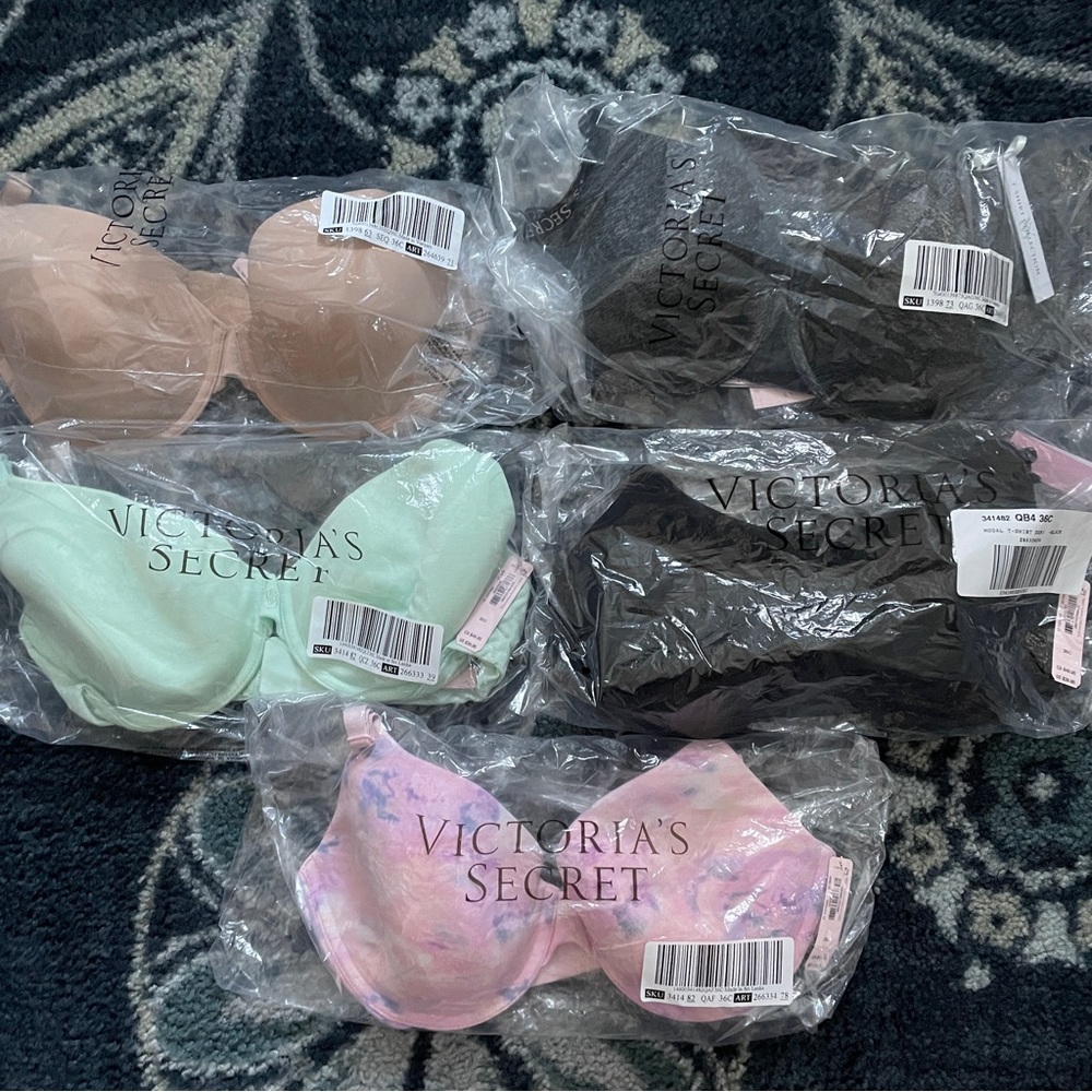 Victoria’s Secret T-Shirt Bras